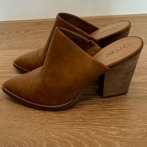 Abound Slip on Cowboy Bootie (6 1/2)
